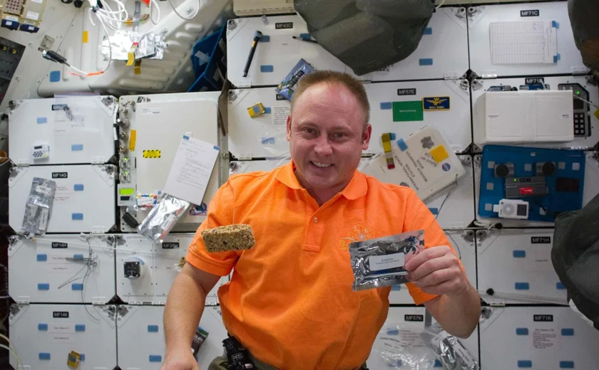 Astronauta se afasta da Nasa após ter emergência médica secreta no espaço
