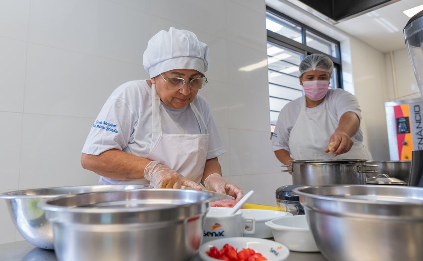 Receita de Junqueiro vence a 5ª edição do Concurso de Merendeiras