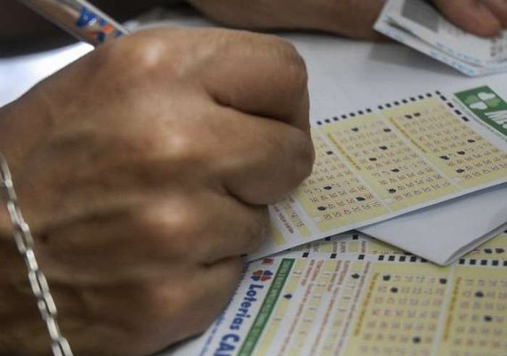 Mega-sena acumula e pode pagar R$ 31 milhões quarta-feira