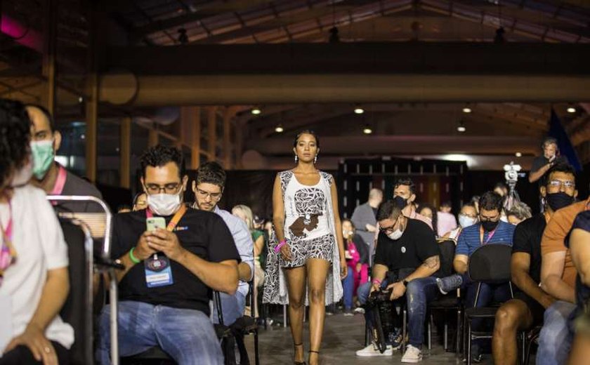 Com apoio do Sebrae, desfile de moda afro sobe ao palco do Trakto Marketing Show