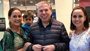 Homem do Baú! Silvio Santos é tietado por fãs nos Estados Unidos