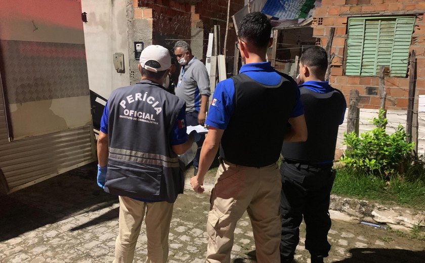 Perícia encontra vestígios que podem levar a autoria de crime em Delmiro Gouveia
