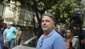 Justiça do Rio suspende direitos políticos do ex-governador Garotinho