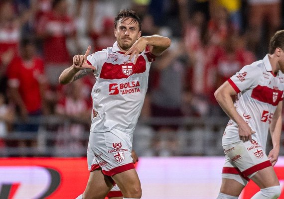 Bressan retorna ao CRB e mira vitória sobre o Cuiabá para seguir na briga pelo acesso