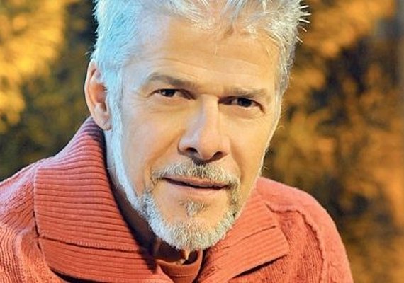 Globo suspende salário gordo de José Mayer por tempo indeterminado