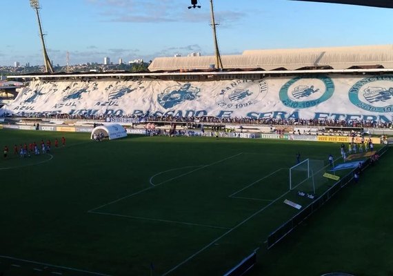 Azulão vence Boa Esporte e fica na vice-liderança da Série B