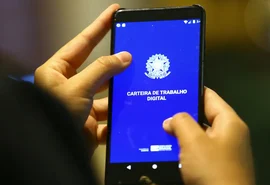 Desemprego no 2º trimestre é 5,4%, o menor já registrado no período