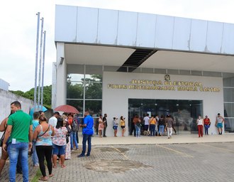 TRE/AL atende mais de 1200 pessoas no mutirão do fim de semana