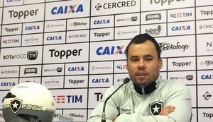 Técnico do Botafogo mira quinto triunfo consecutivo, mas exalta o Vitória