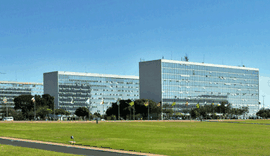 Servidores transferidos para outros órgãos terão cargos mantidos, diz Planejamento