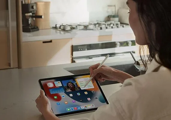 Apple lança atualizações de emergência para iOS