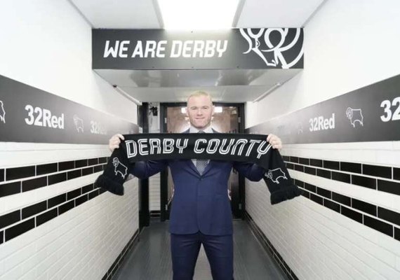 Time treinador por Wayne Rooney fica com pontuação negativa na segunda divisão inglesa