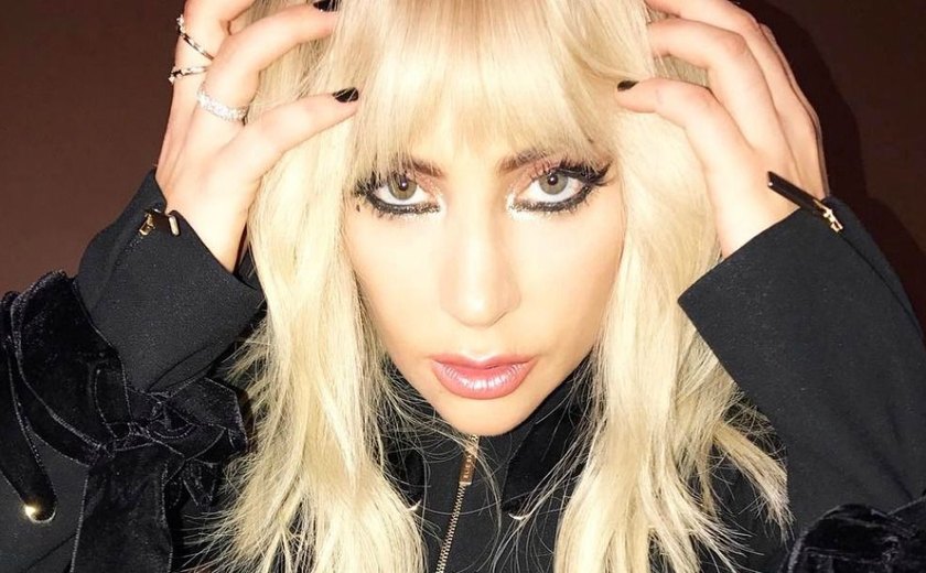 Após cancelamento de show, Lady Gaga é hostilizada em rede social por fãs brasileiros