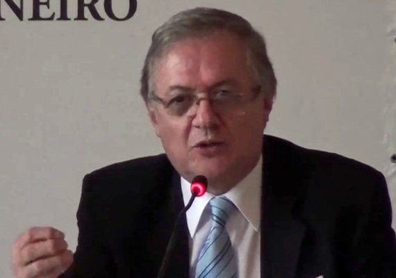 MPF pede explicação a ministro da Educação sobre carta para escolas