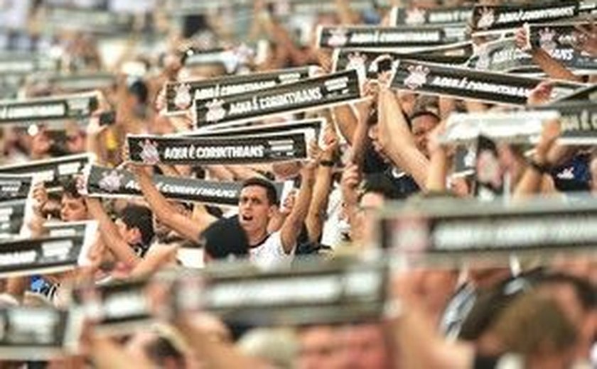 Corinthians supera rivais na média de público; Castelão tem recorde do ano