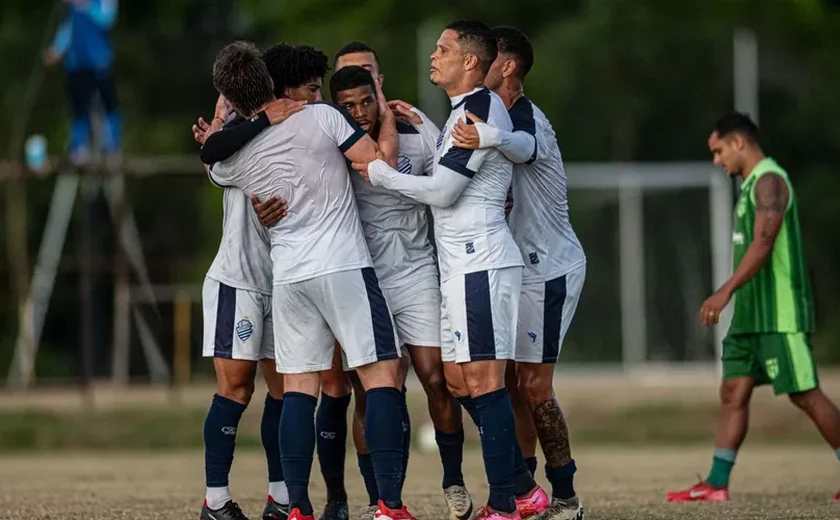 Jogadores do CSA têm folga durante o Natal