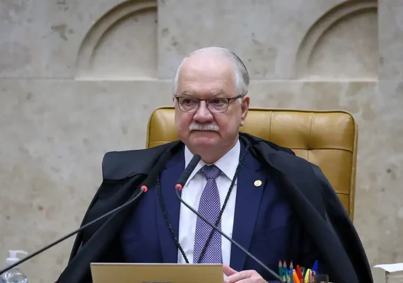 Edson Fachin suspende decisões de André Mendonça e Flávio Dino sobre diretor da PF
