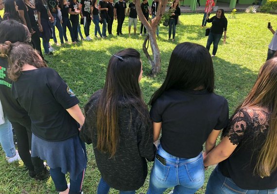 Estudantes do Campus Marechal se unem em ato pela Amazônia
