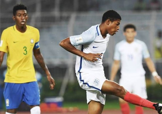 Brasil perde para a Inglaterra e vai enfrentar Mali pelo terceiro lugar