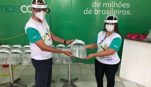Sistema OCB/AL entrega protetores faciais a cooperativas de Enfermagem