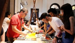Bienal: ilustração atrai grande público