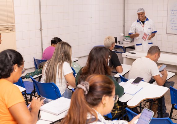 Emprega Jovem inscreve para cursos profissionalizantes na quinta-feira (18)