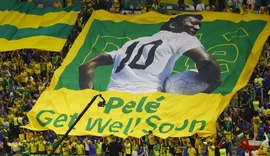 Pelé tem quadro estável e não apresenta piora, diz boletim médico