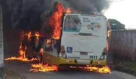 Depois de incêndio em coletivos, ônibus voltam a circular em Natal