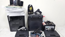 Operação integrada da PM e Gaesf cumpre mandados e apreende materiais ilícitos em Maceió e Pilar