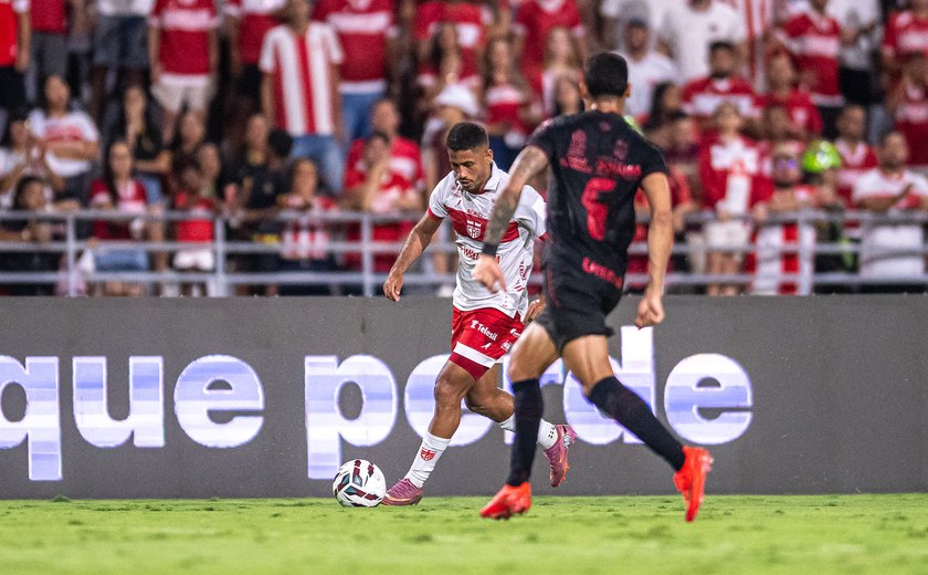 CRB vence o Atlético-GO no Estádio Rei Pelé e encosta no G6 da Série B