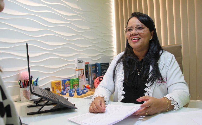 Uso excessivo de telas durante férias escolares pode prejudicar o retorno às aulas