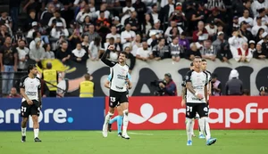 Corinthians derrota Santa Fe e segue 100% na Copa Libertadores