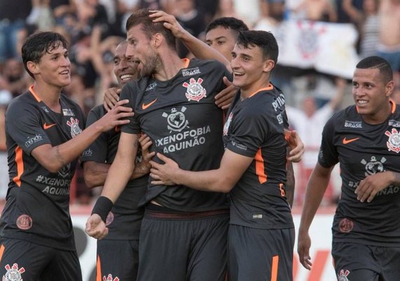 Corinthians vence o Botafogo-SP e fica com segunda posição geral