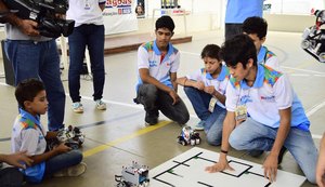 Escolas Sesi/Senai preparam alunos para Torneio Regional de Robótica