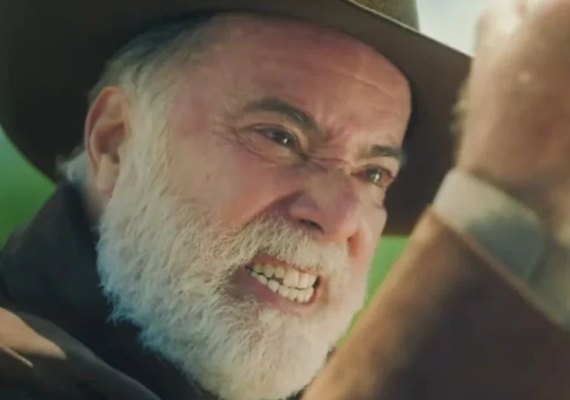 'Terra e Paixão': Antônio ‘encarna’ Tenório e manda Ramiro castrar e matar Andrade