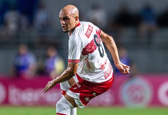 CRB prega 'seriedade' mesmo com vantagem de dois gols