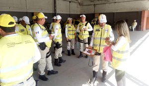 Ronda no Bairro adere ao Outubro Rosa e realiza ação de combate ao câncer de mama