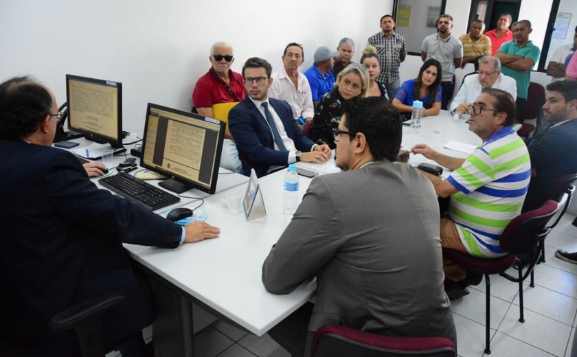 Secretaria da Educação iniciará pagamento a transportadores escolares nesta semana