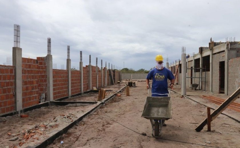 Governo de Alagoas amplia rede estadual com construção de seis escolas