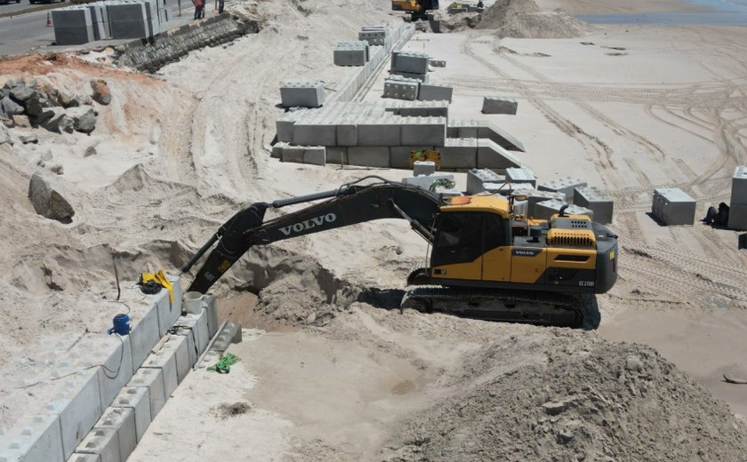 Obras de contenção do mar no Pontal da Barra chegam a 70% de conclusão