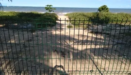 No Litoral Norte, cercas impedem acesso a diversas praias