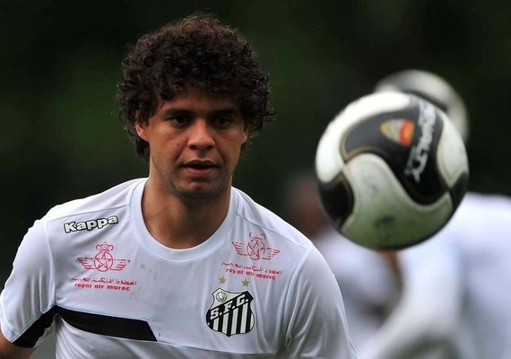Victor Ferraz quer evitar título antecipado do Palmeiras na Vila