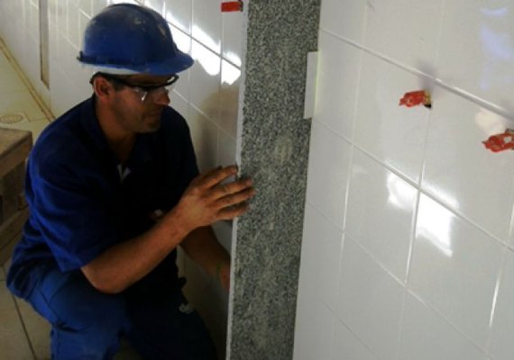 Desenvolve aporta recursos para ampliação de indústria cerâmica em Alagoas