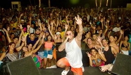 Pagode toma conta da Praia do Francês com edição especial do Samba da Vila