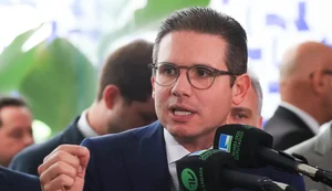 Hugo Motta envia pedido de afastamento de 15 deputados após motim na Câmara