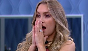 'BBB21': Carla é “eliminada” em Paredão Falso e adversários comemoram