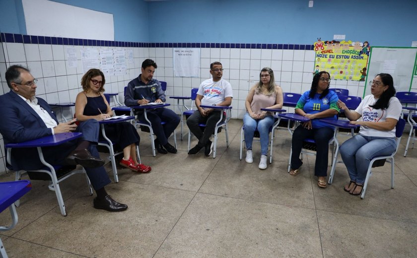 MP/AL e MPF verificam situação da EJA em escola estadual do Vergel, em Maceió