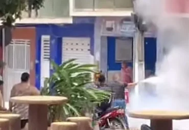 Incêndio atinge mercadinho em Feira Grande e mobiliza moradores