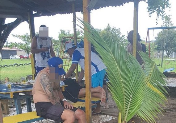 Três torcedores do CSA ficam feridos em festa no bairro Cidade Universitária