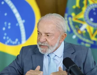 'Fizeram conosco, a gente vai fazer com eles', diz Lula sobre Estados Unidos